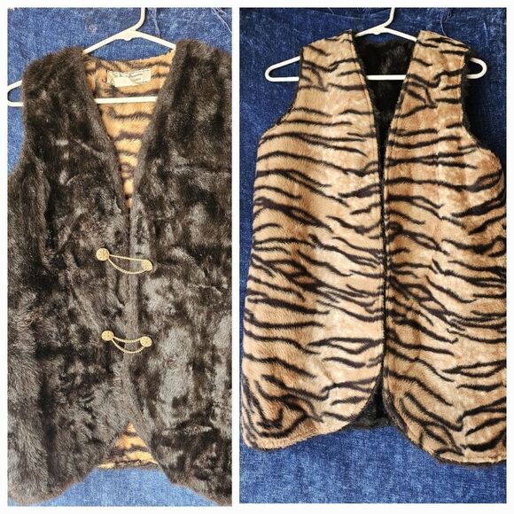 Vintage Hollywood Fur Vest Reversible Animal Print Black Brass Gold - Picture 2 of 12